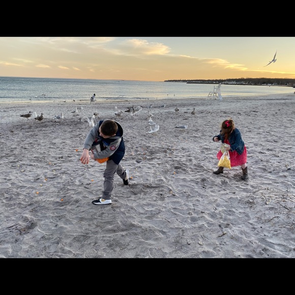 Meet your Posher, Michele - Picture 1 of 1